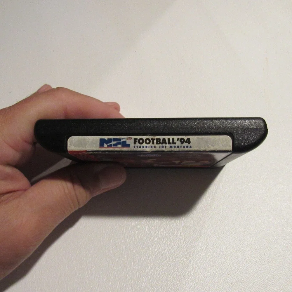 NFL‎ Football '94 Starring Joe Montana - SEGA Genesis game Cartridge 1993 SEGA 4